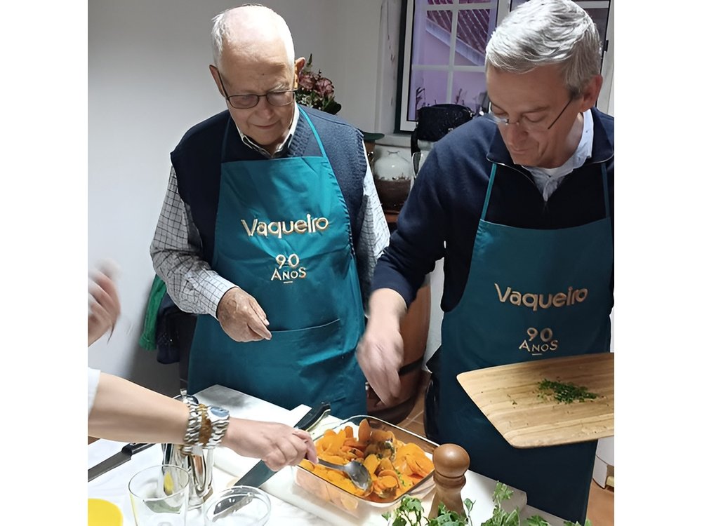 Private Portuguese Cooking Class in Lisbon with Paulo and Family
