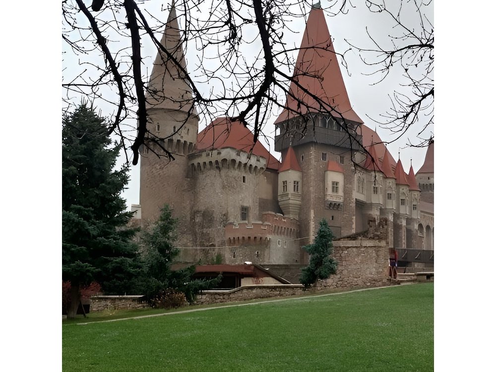 Discover Corvin Castle in Hunedoara and Sibiu Fortified City