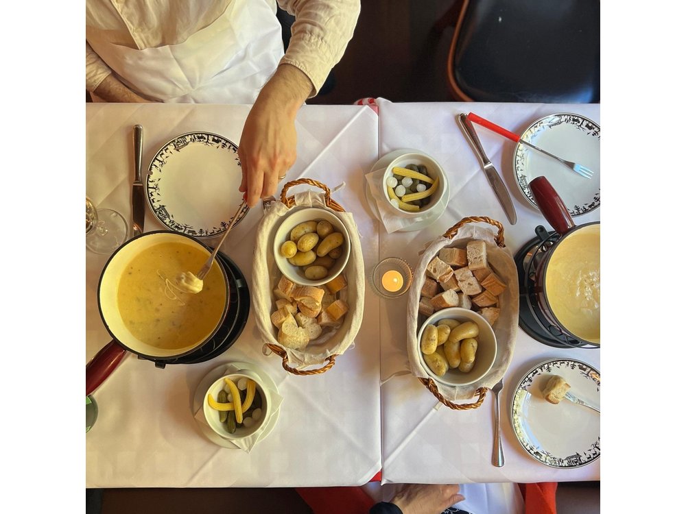 Zurich Food Tour with 10 Local Delicacies, Cheeses & Chocolates