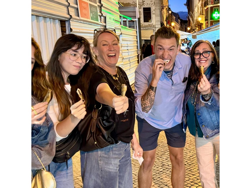 Lisbon Foodie Walk: 18+ Tastings & Local Wines