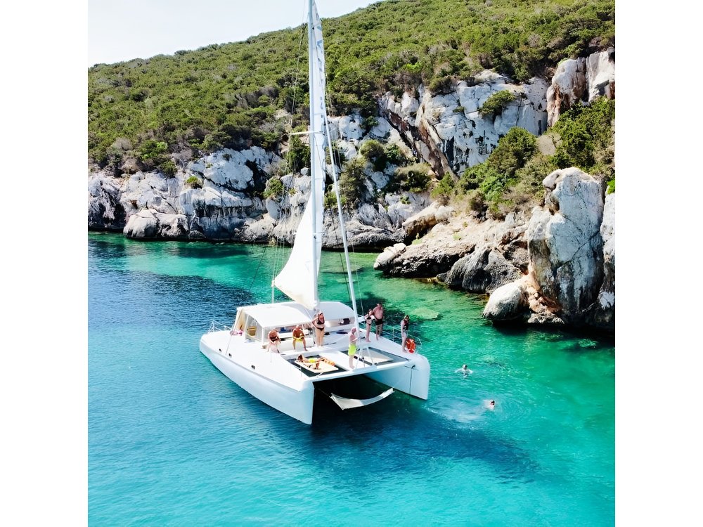 Porto Conte Half-day catamaran tour with aperitif