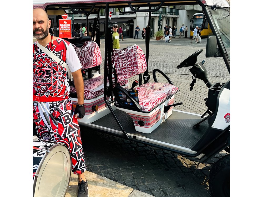 Lisbon City 4 hour Private eco Tuk Tuk Tour: Love at First sight