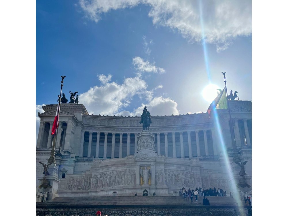 Group or Private Tour of Rome’s Iconic Altar with Panoramic Views