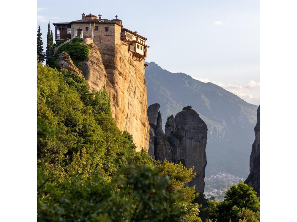 Athens: Meteora Monasteries, Hermit Caves Tour with Pickup