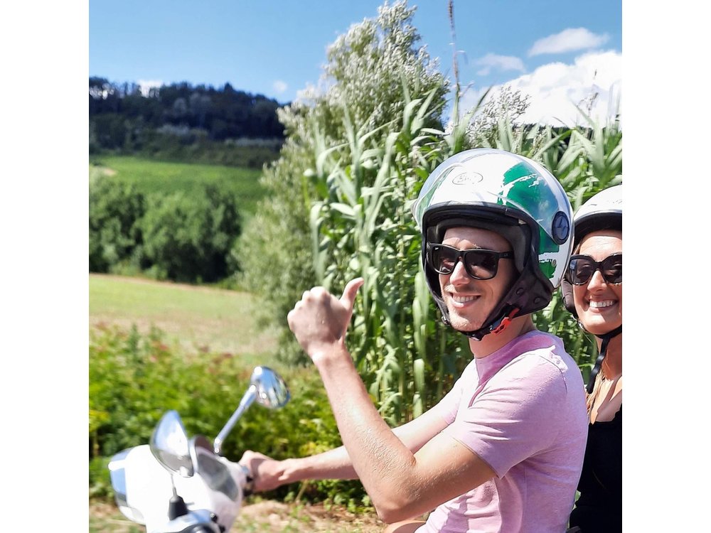 Small-Group Florence Vespa Passenger Ride with Wine Window