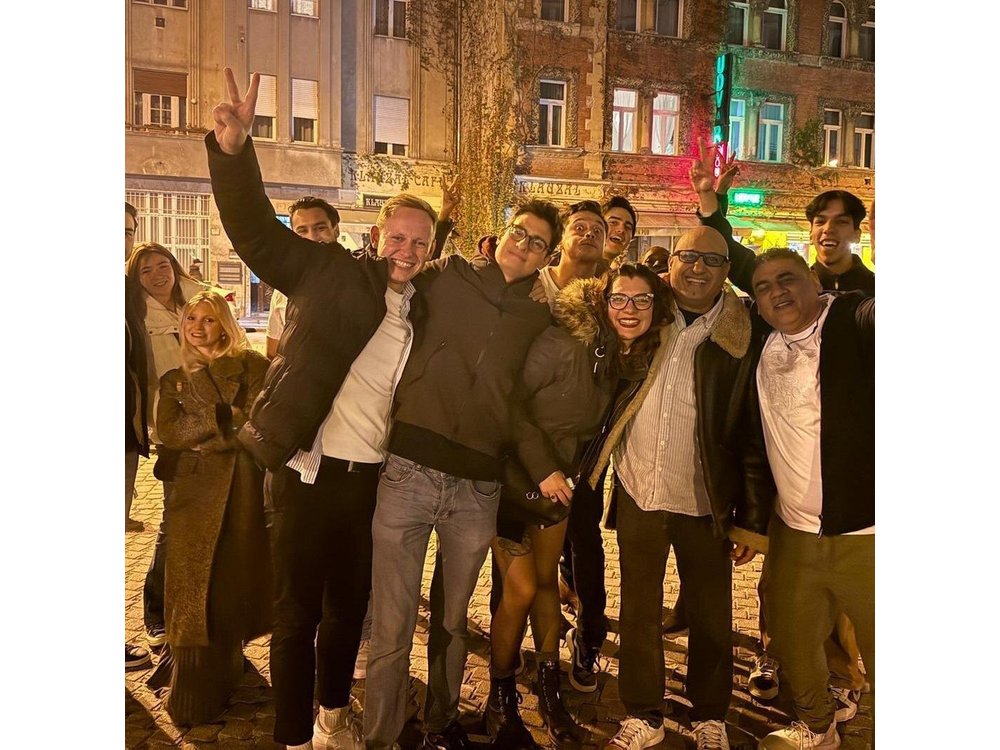 Budapest Pub Crawl & Ruin Bar Tour – Free Shots & VIP Entry