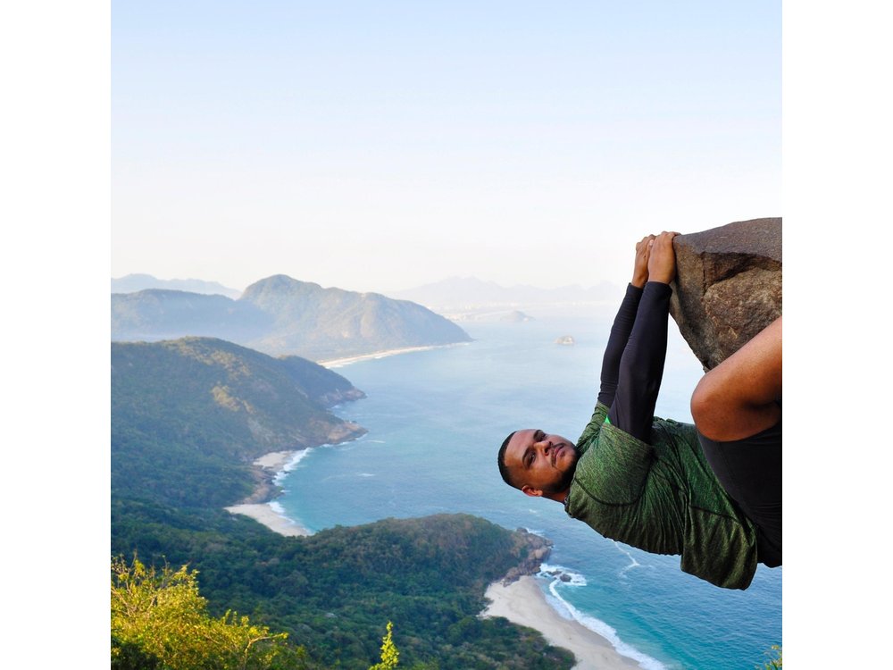 Telégrafo Stone in Rio de Janeiro and Beach