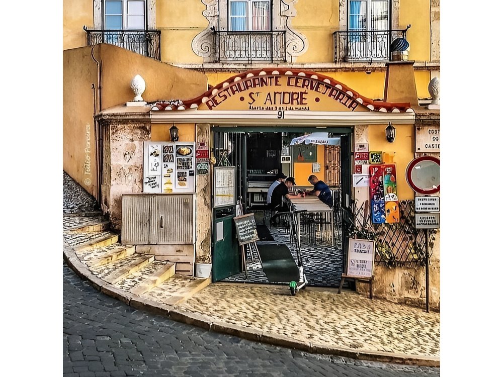 Private Porto Tour to Lisbon with stops: Nazare, Obidos & Aveiro