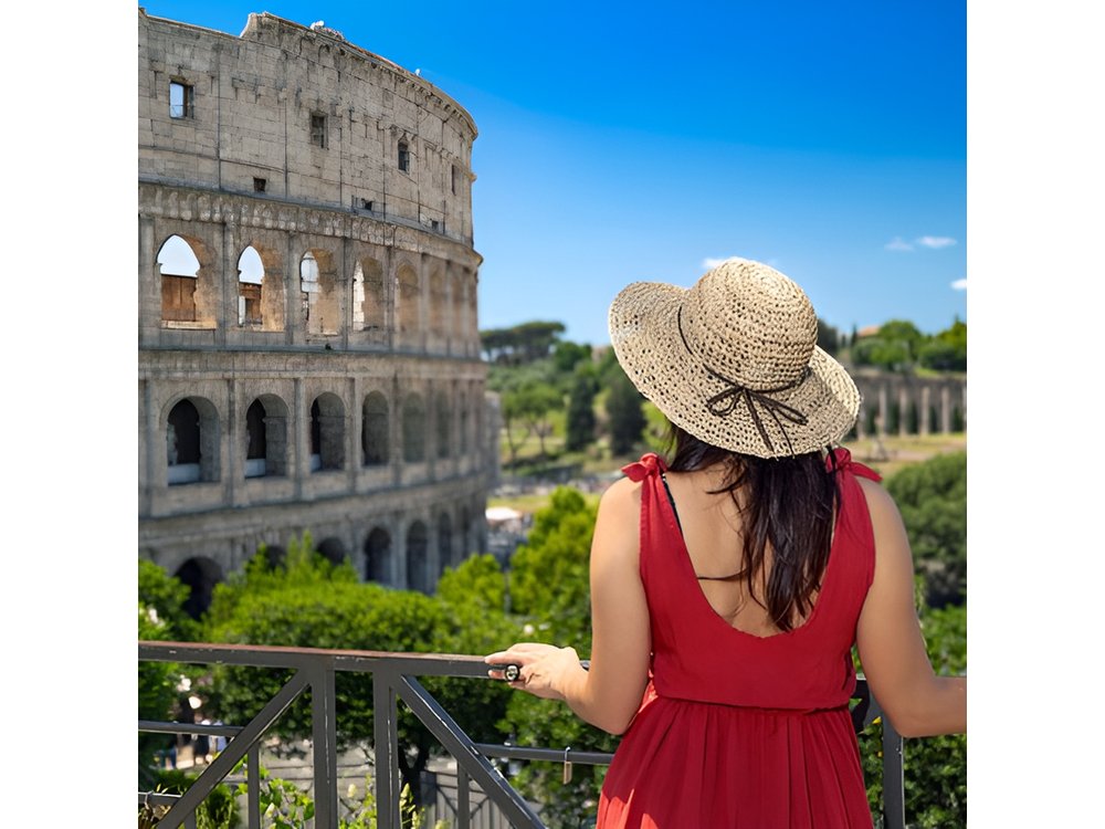 Semi-private tour: Colosseum & Ancient Rome VIP