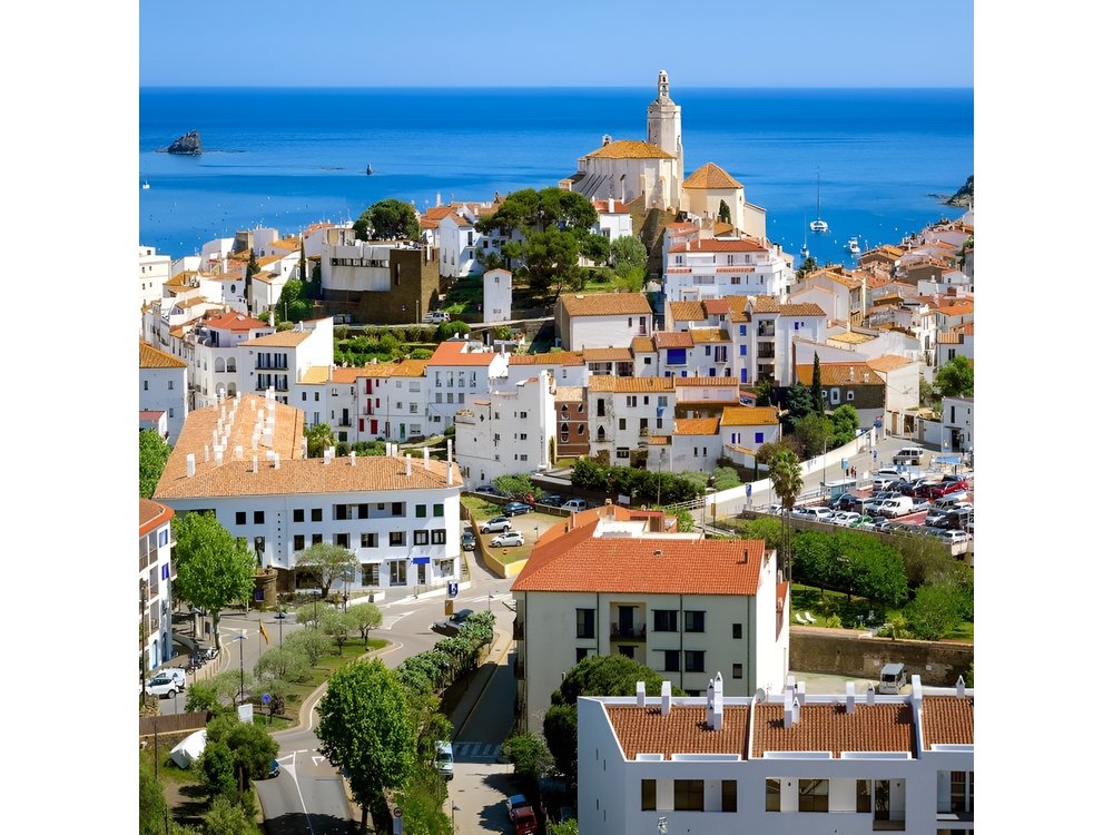 Girona, Figueres, Dalí and Cadaqués Museum from Barcelona