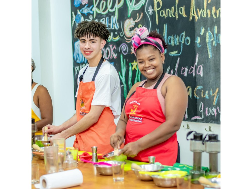 SkyKitchen 2-Hour Cocktail Class in Cartagena