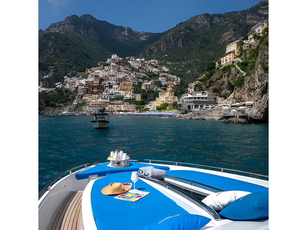 Half Day in Amalfi Coast with Private Luxury Yacht Tour
