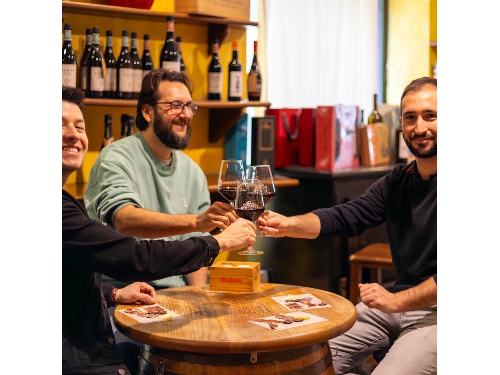 Malaga Food Tour with 12+ Tastings: Tapas, Olive Oil, Ham & More