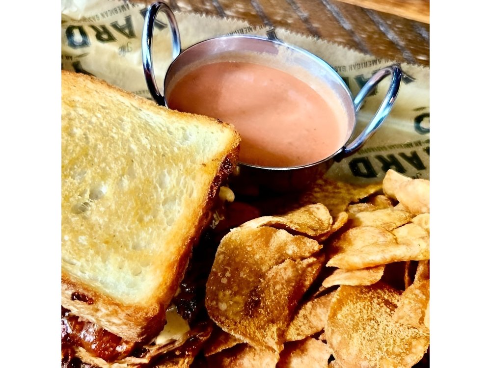Downtown Pittsburgh Hidden Gems Food Tour with 5 Food Tastings