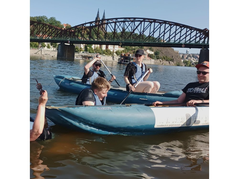 Canoe Prague – Splash into Fun!