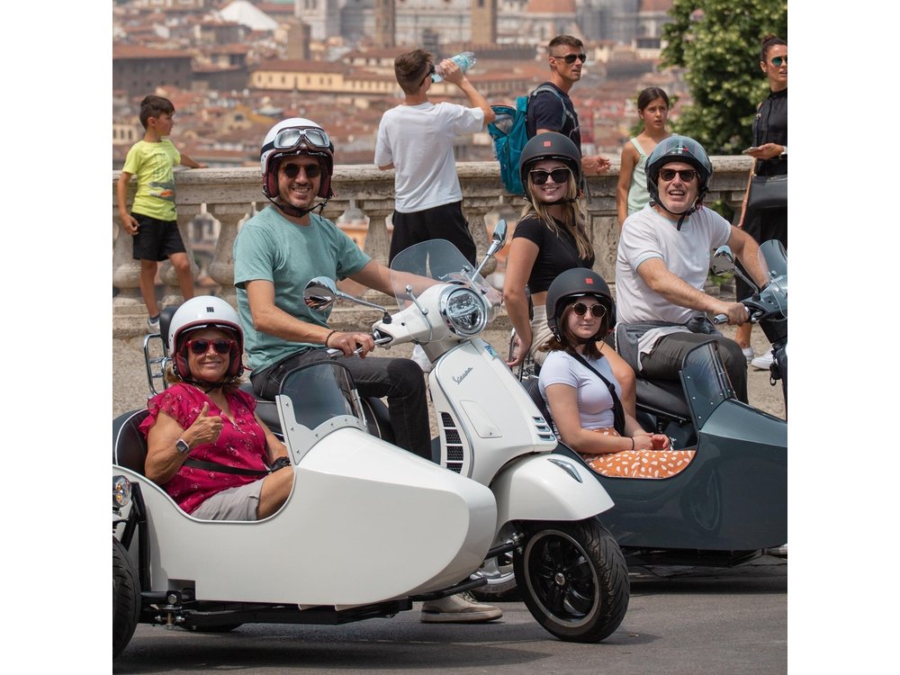 Private Vespa Sidecar Tour of Florence with Panoramic Views
