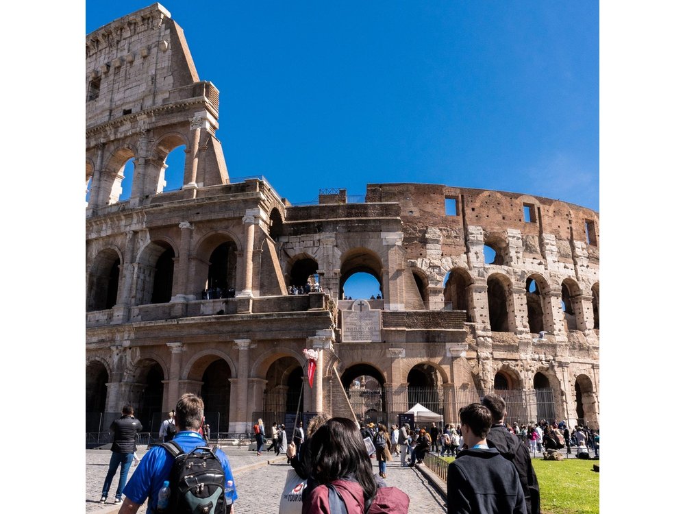 Rome: Colosseum with Roman Forum & Palatine Hill Guided Tour