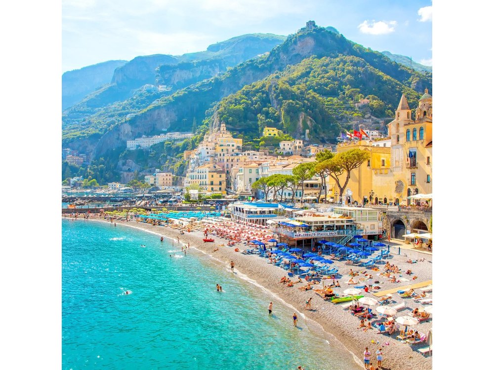 Positano: Amalfi Coast Small-Group Boat Tour with Swim and Drinks