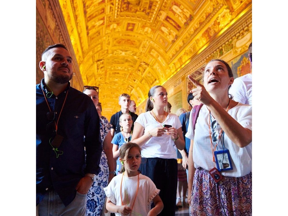 Rome: Early Bird Vatican Museums Small Group Tour (MAX 6 People)