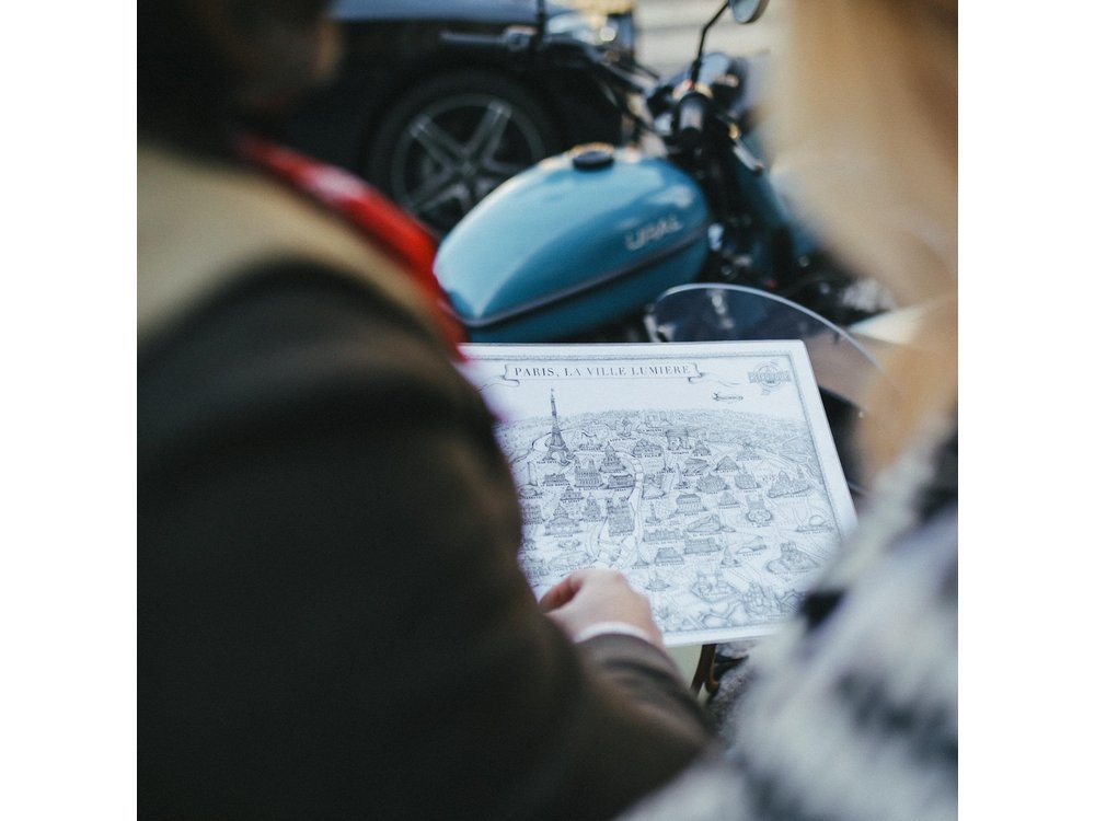 Paris Vintage Sidecar Tour – Emily in Paris highlights