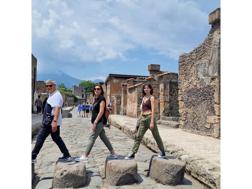 Naples to Pompeii & Sorrento with Positano View Tour