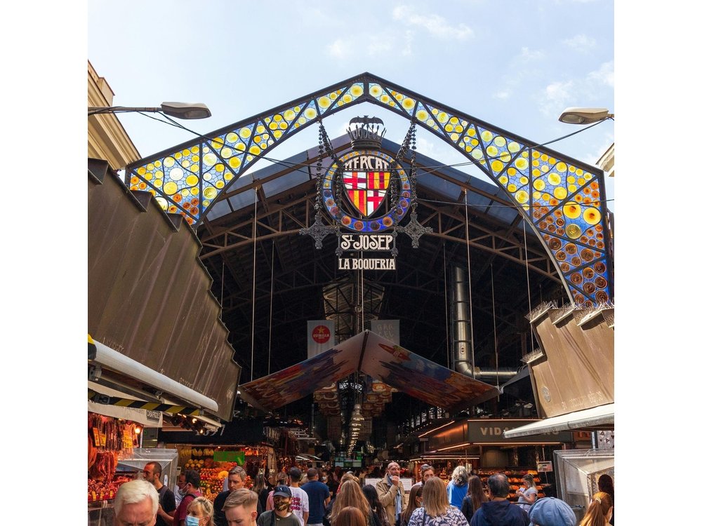 Barcelona Paella Cooking Class with Market Visit, Tapas & Sangria