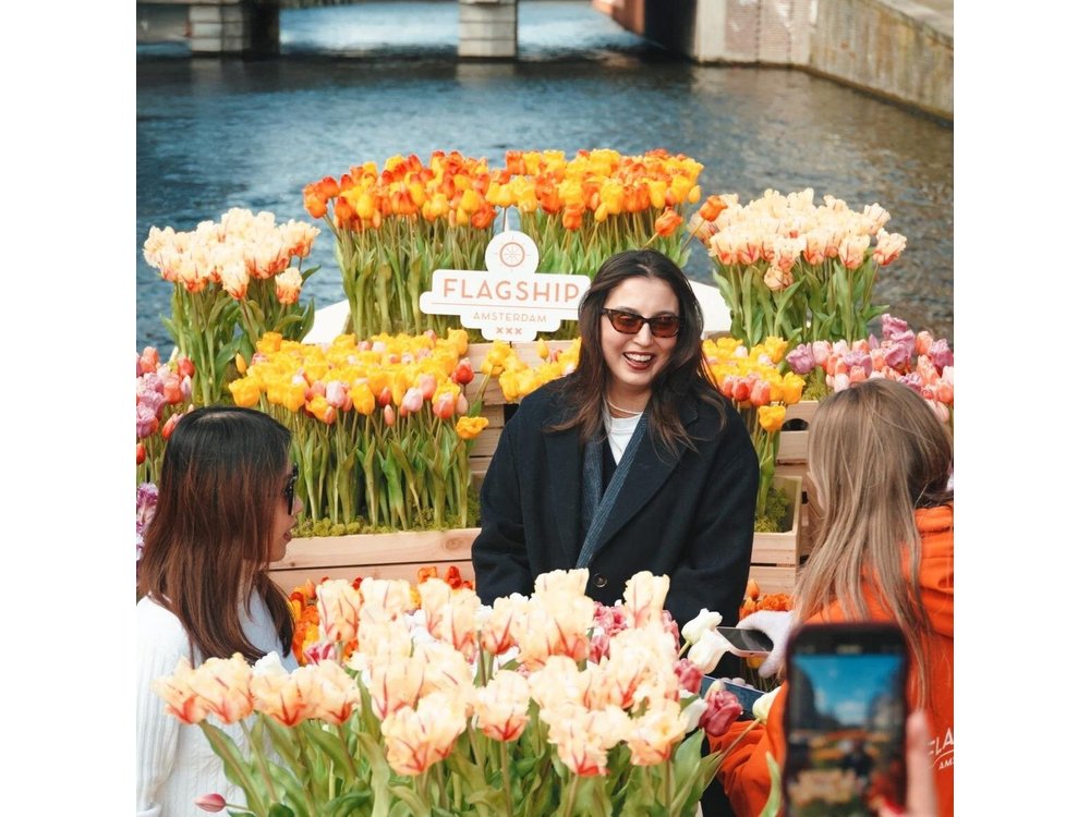 Amsterdam: Exclusive Tulip Tour Canal Cruise