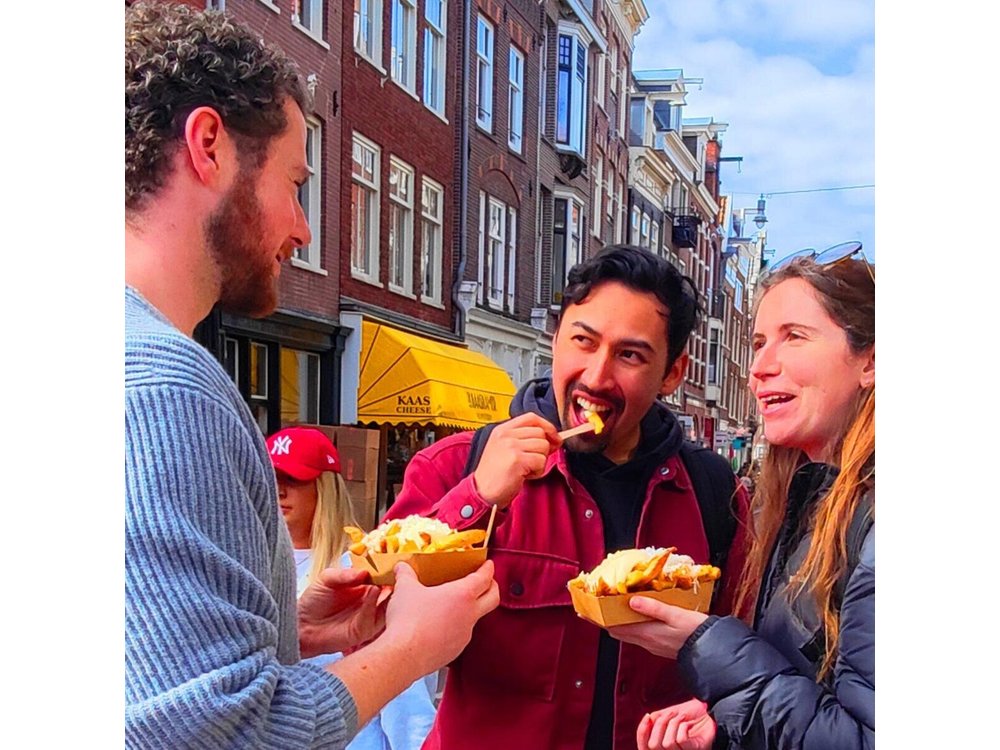 Skipping Lines & Sipping Beers: A History Tour of Amsterdam