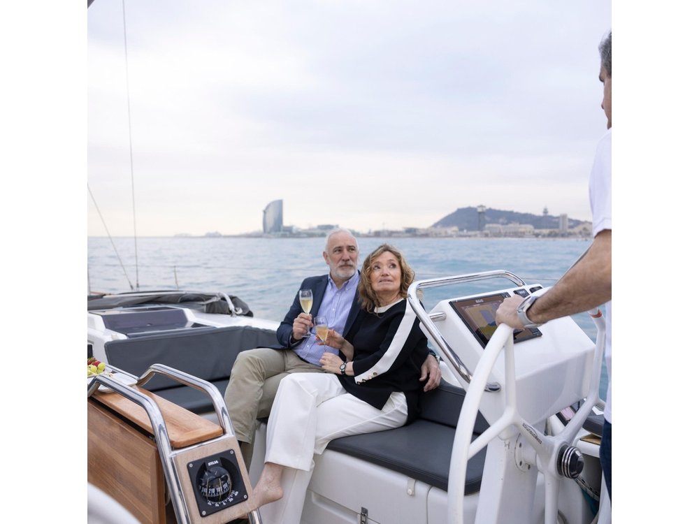Sailing Experience in an Exclusive Sailboat in Barcelona