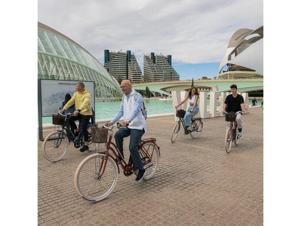 Valencia Bike Tour: Top Sights and City of Arts & Sciences