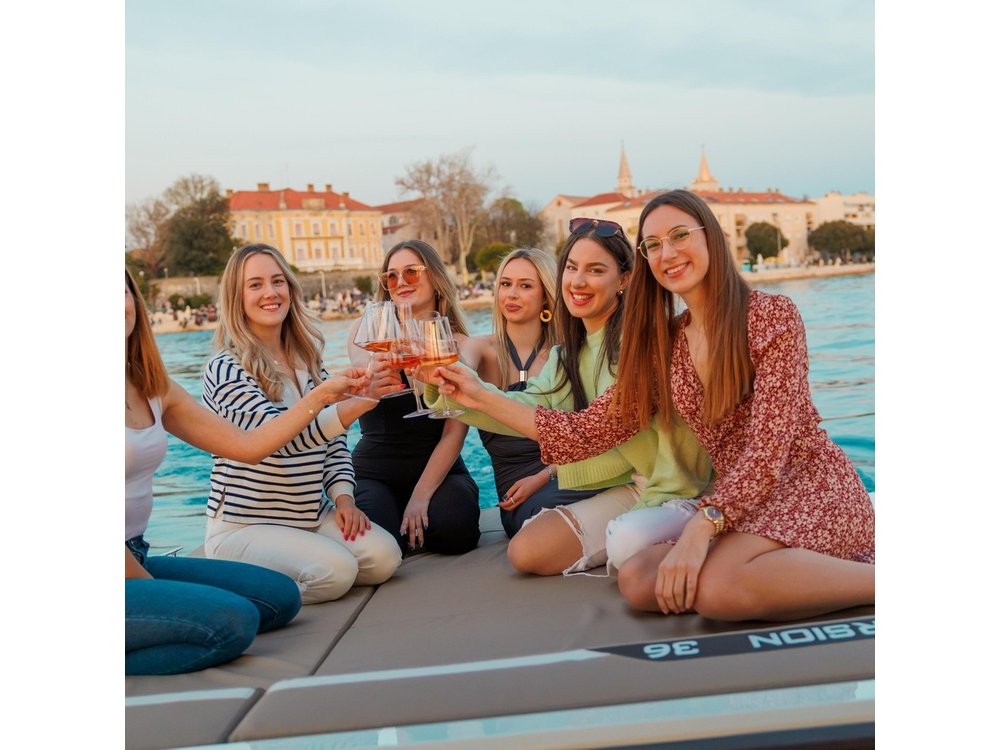 Private Luxury Sunset Boat Tour from Zadar