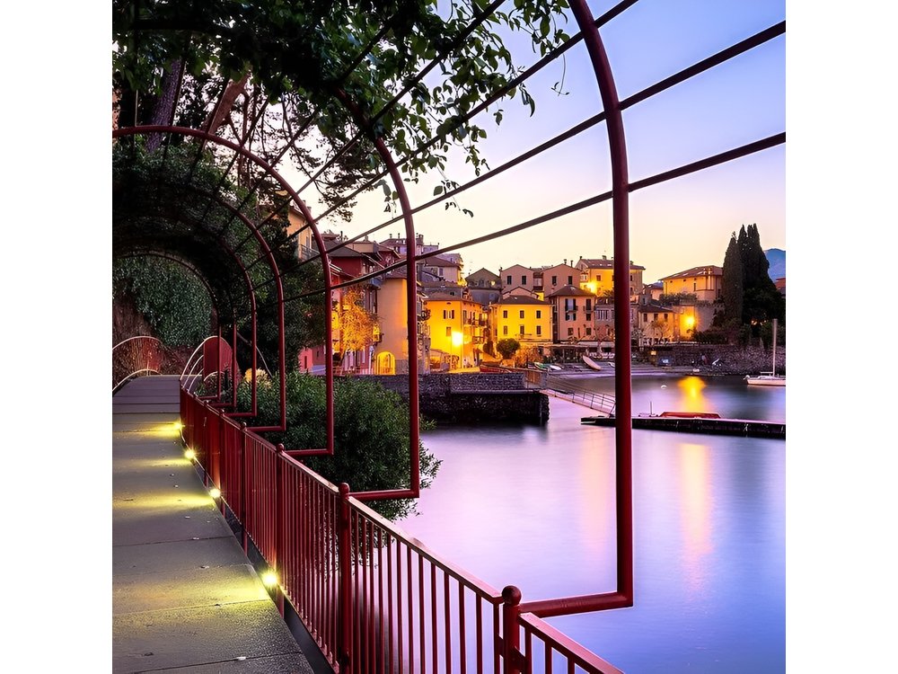 Milan : Tour of the Lakes in Varenna, Bellagio and Lugano by Boat