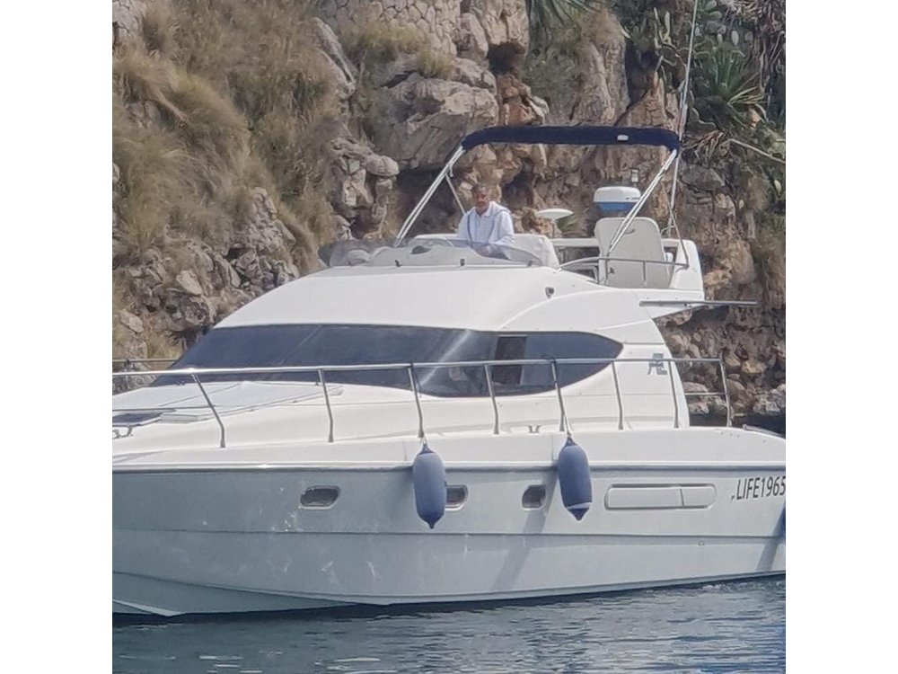 Exclusive Boat Tour on the Palermo Coast Baia Mondello