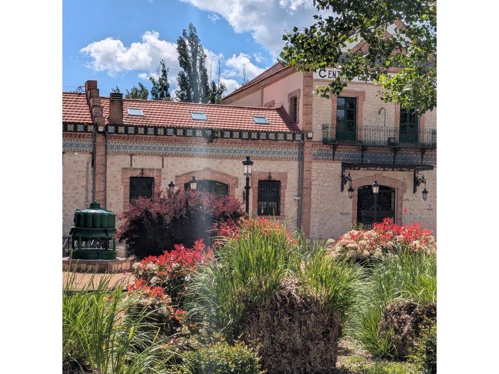 Underground Winery Hidden Valley and Waterfall Lunch Near Madrid
