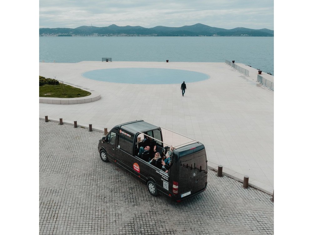 Experience Zadar Cabrio Guided Tour from Cruise Port