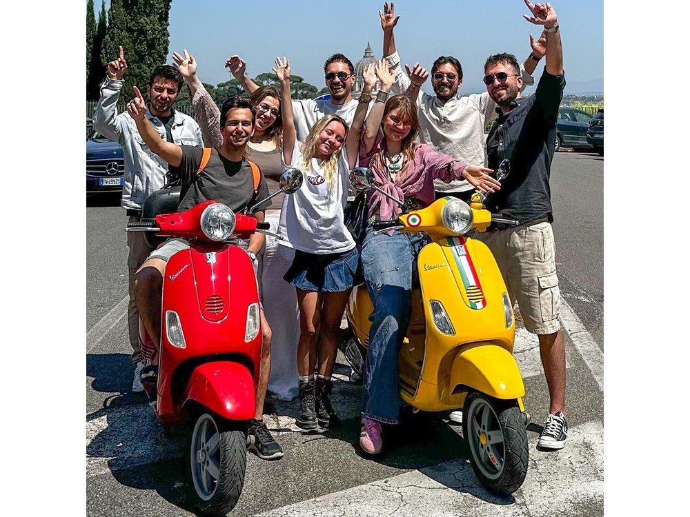 Rome Private Vespa Tour Pick-up from Hotel
