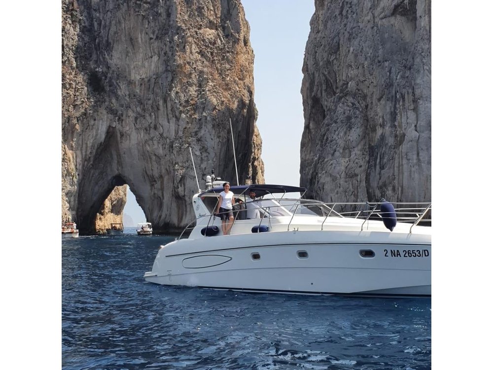 Private Cruise around Capri - yacht 40'