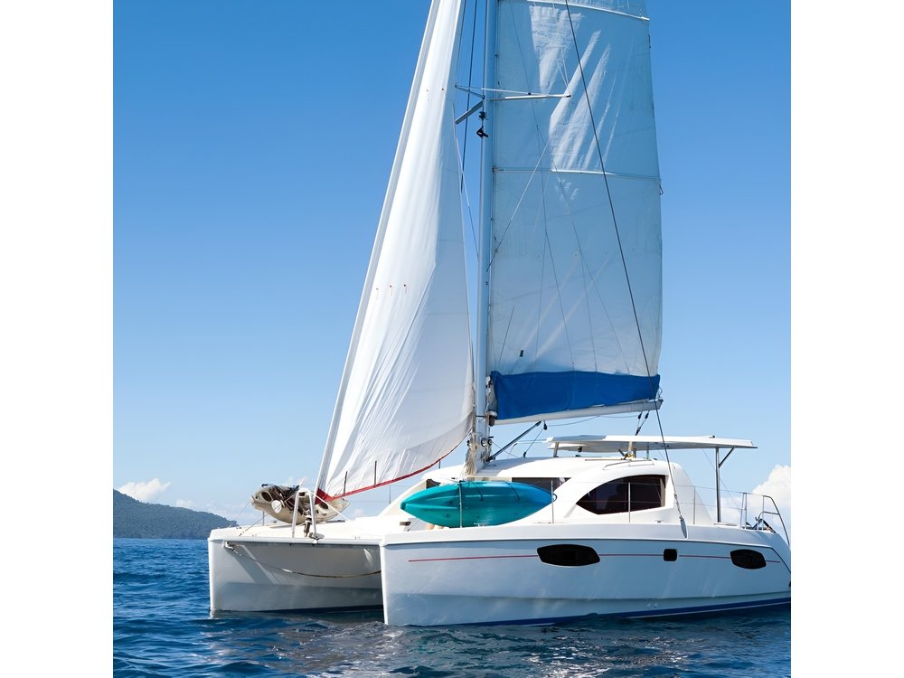 Torrevieja Adventure Tour with the Catamaran Apaelo