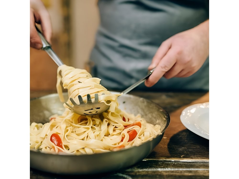 Venice Cooking Class in Mestre Pasta and Tiramisu Wine