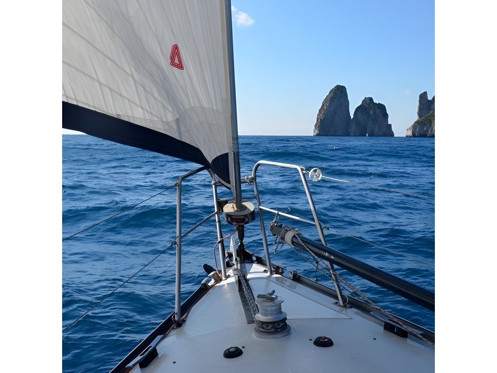 Private sailing trip along Capri and the Sorrento Coast
