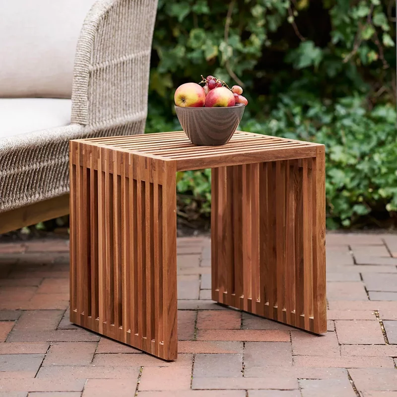 Photo 1 of Pego side table - square - slatted - teak wood Photo 1 of Pego side table - square - slatted - teak wood