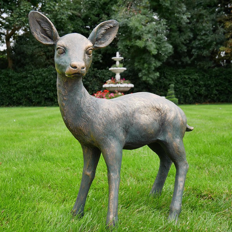 Photo 1 of Deer outdoor statue - small - resin Photo 1 of Deer outdoor statue - small - resin
