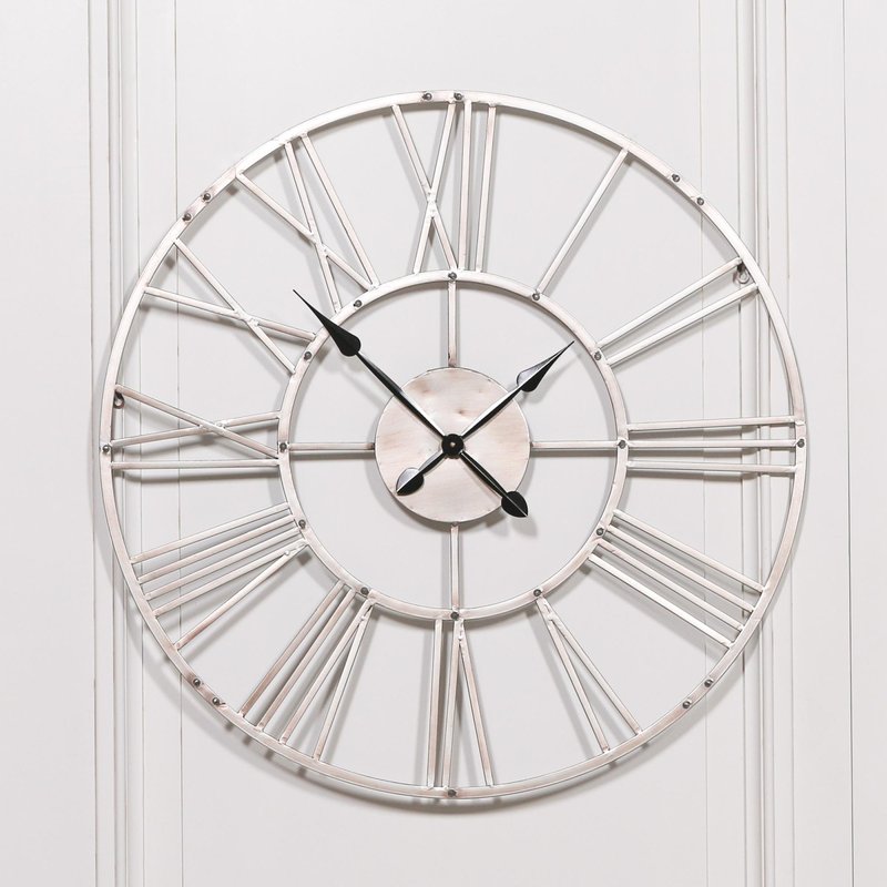Photo 1 of Wall clock - vintage silver - round Photo 1 of Wall clock - vintage silver - round