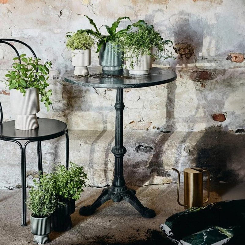 Photo 1 of Cafe side table - round - black marble Photo 1 of Cafe side table - round - black marble