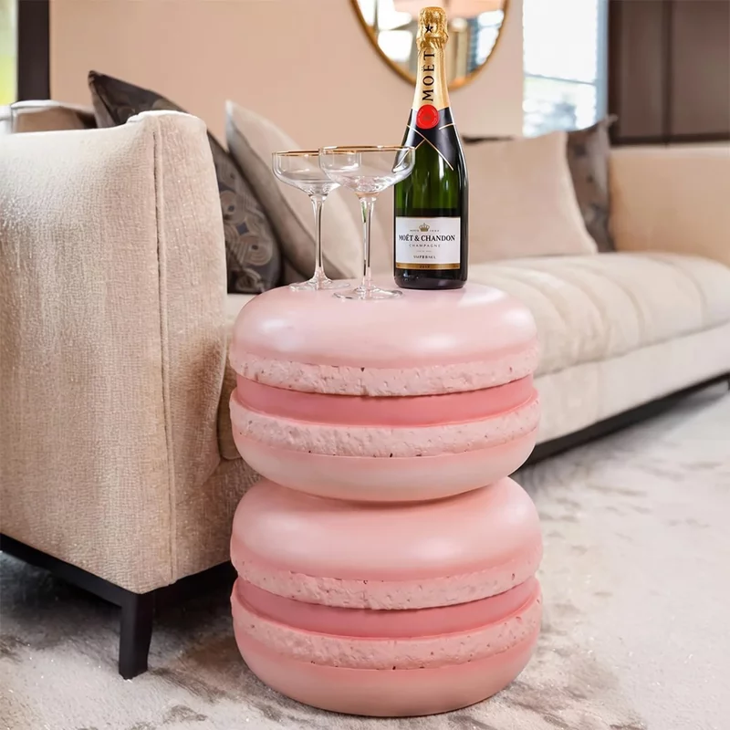 Photo 1 of Macarons end table - round - pink - polyresin Photo 1 of Macarons end table - round - pink - polyresin