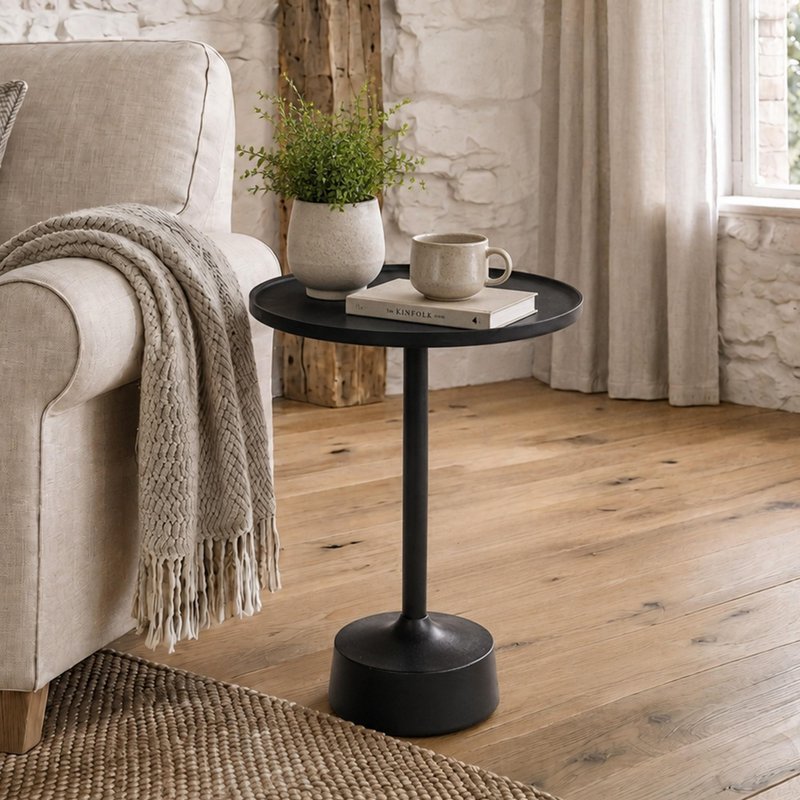 Photo 1 of Faye side table - round - matt black - aluminium Photo 1 of Faye side table - round - matt black - aluminium