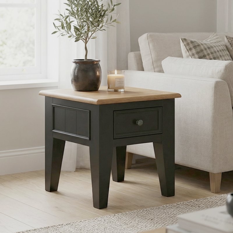 Side & lamp tables