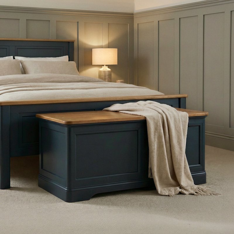 Blanket boxes
