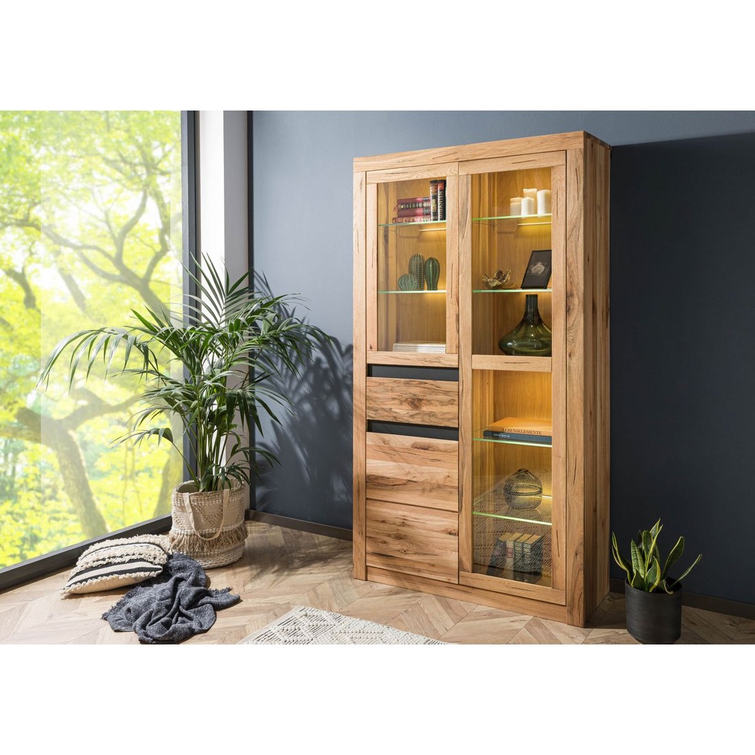 Massivmöbel24 Vitrine Wild-/ Zerreiche Eiche natur geölt MONTREUX