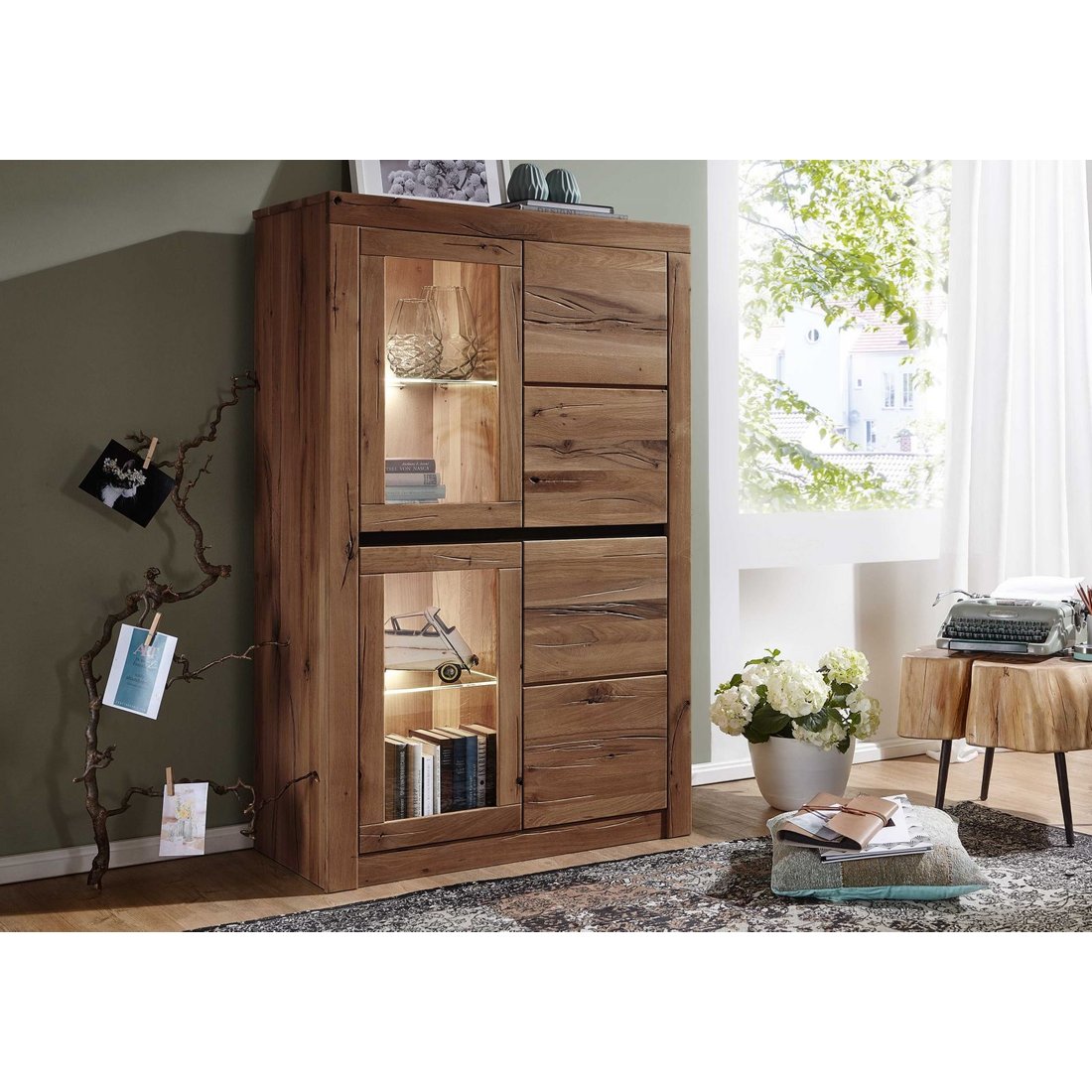 Vitrine Wild-/Zerreiche 95x42x150 Tabacco brown geölt MONTREUX #302 Massivmöbel24 Vitrine Wild-/Zerreiche Tabacco brown geölt MONTREUX